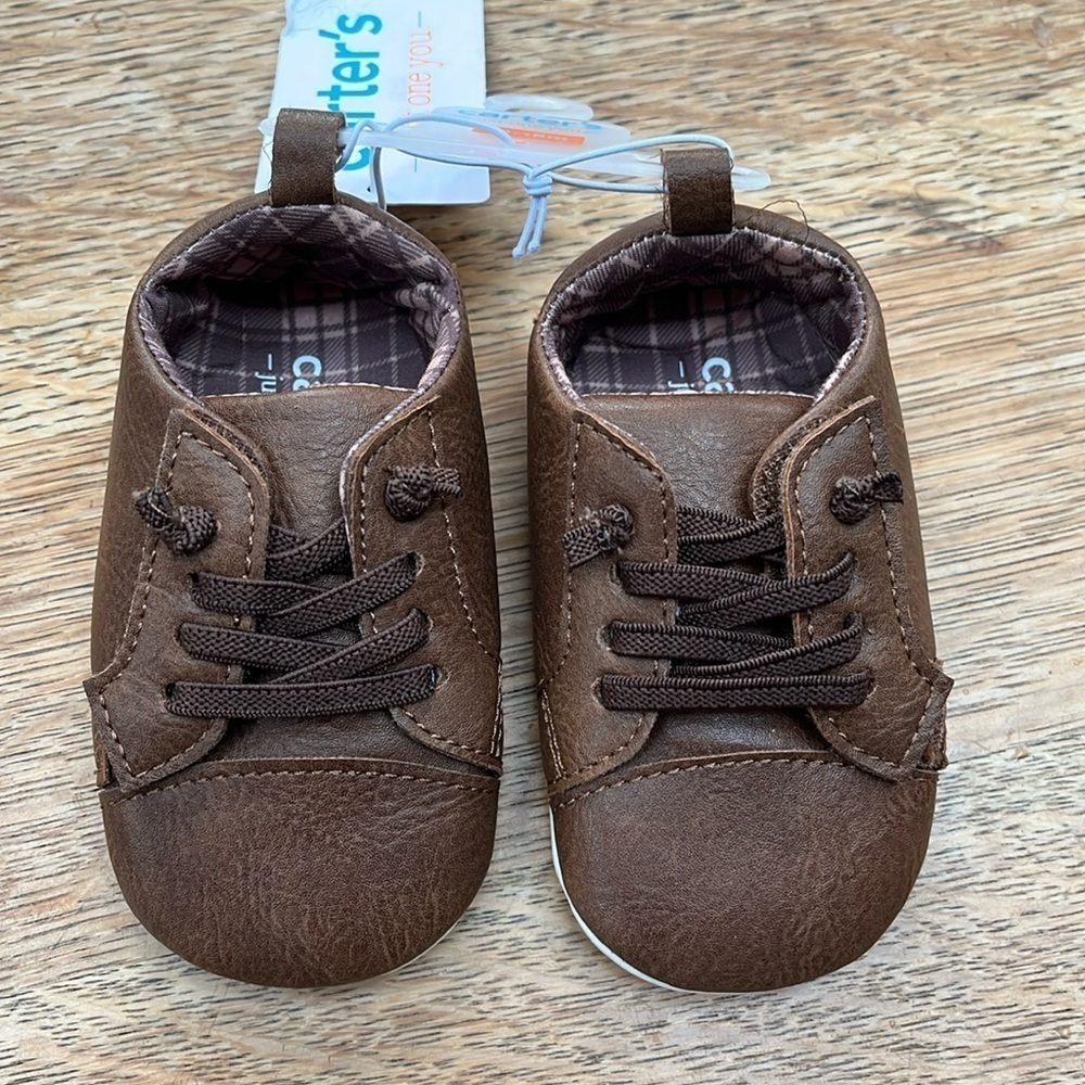 NWT Carter’s 12–18M Soft Sole Dress Shoes